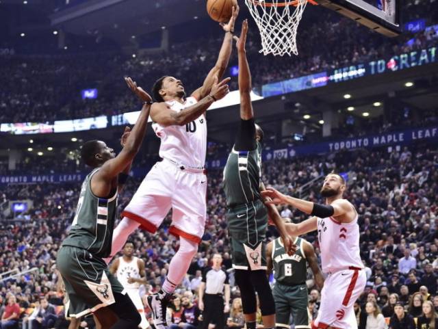 里的不可思 里的不可思