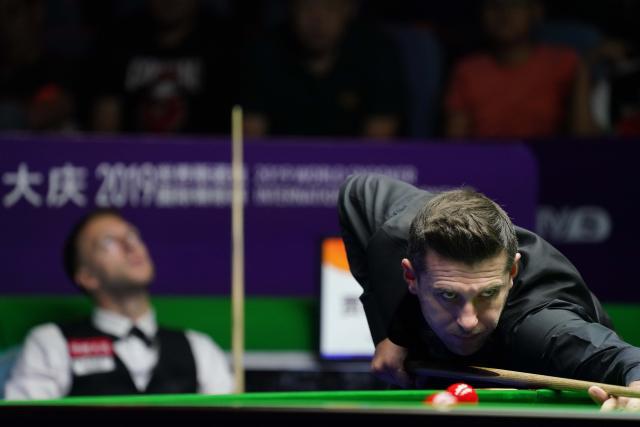 曾加冕世界 曾加冕世界