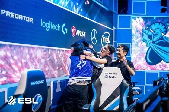 造越位式 造越位式